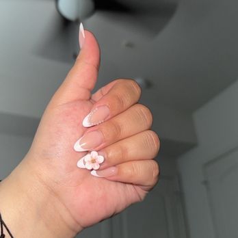 La Dolce Nail Spa - Nail Salons Near Me - Tomball, Texas