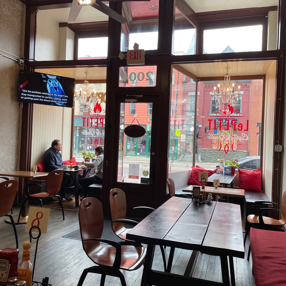 Le Petit Cafe & Grille - Dining - Cupcakes Near Me - Pittsburgh, Pennsylvania Le Petit Cafe & Grille - Dining - Cupcakes Near Me - Pittsburgh, Pennsylvania