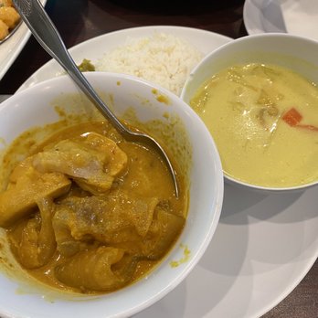 Awang Kitchen - Indonesian Near Me - Elmhurst, New York