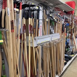 Hardman Lumber Company - Picking up some hoes