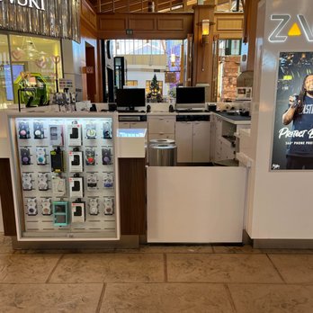 ZAGG Park Meadows - Store Interior of ZAGG Park Meadows CO - Mobile Phone Accessories Near Me - Lone Tree, Colorado ZAGG Park Meadows - Store Interior of ZAGG Park Meadows CO - Mobile Phone Accessories Near Me - Lone Tree, Colorado