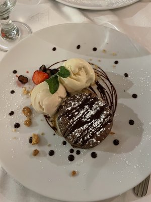 TRIO RESTAURANT by null