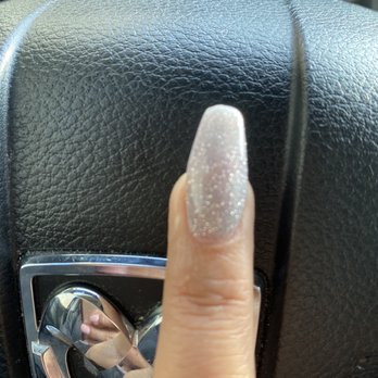 GiGi Lash & Nail - Crooked and poorly filed nail - Eyelash Service Near Me - Centerville, Utah