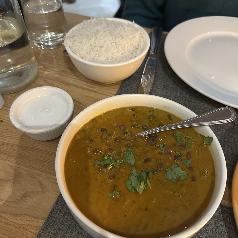 Lungi - Kochin kadala kari - Cocktail Bars Near Me - New York, New York