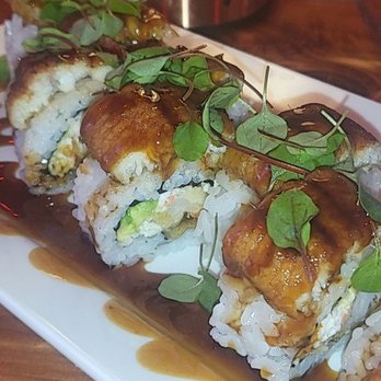 Lit Kitchen & Lounge - Dragon Roll - New American Near Me - Dallas, Texas Lit Kitchen & Lounge - Dragon Roll - New American Near Me - Dallas, Texas