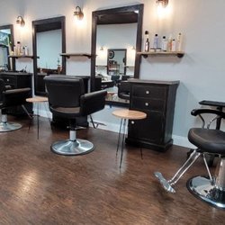 The Loft Hair Studio Ellenton - Interior decor