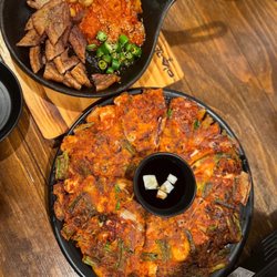 Misoolkwan OC - Stir fried pork belly and kimchi