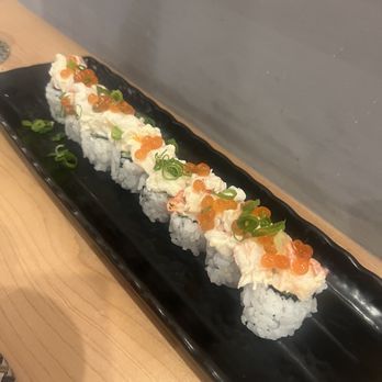 Nami Kaze - Creamy lobster roll - Japanese Near Me - Honolulu, Hawaii