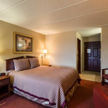 Rodeway Inn - Hotels Near Me - Norfolk, Nebraska