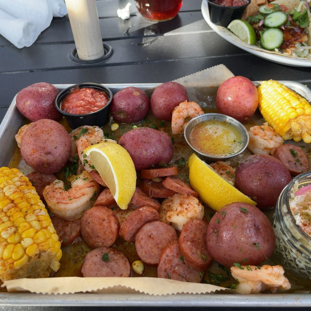 Juniper on Main - Low Country Boil - Southern Near Me - Carmel, Indiana Juniper on Main - Low Country Boil - Southern Near Me - Carmel, Indiana