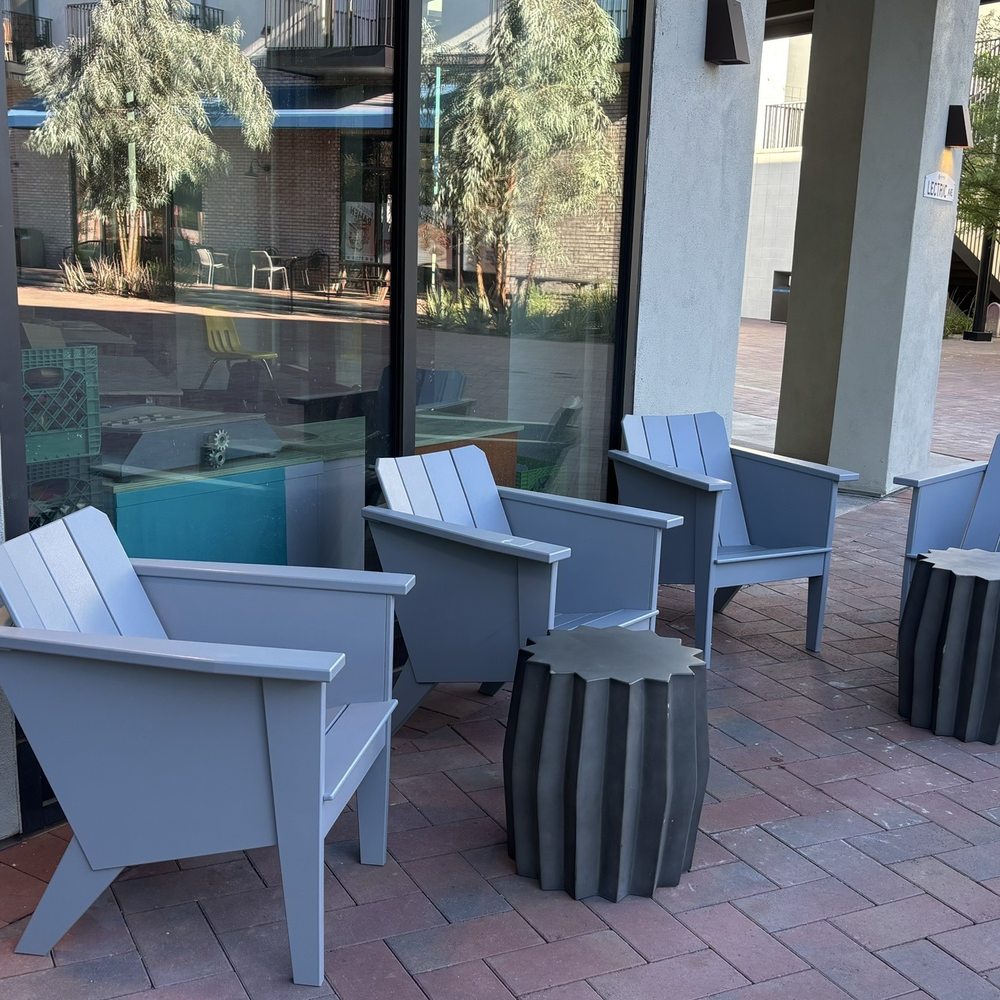 Aruma Cafe - Outdoor area - Desserts Near Me - Tempe, Arizona