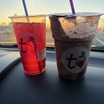 TeaLove Fontana - Pomegranate/ Hibiscus Juice Mocha Coffee Slush - Bubble Tea Near Me - Fontana, California TeaLove Fontana - Pomegranate/ Hibiscus Juice Mocha Coffee Slush - Bubble Tea Near Me - Fontana, California