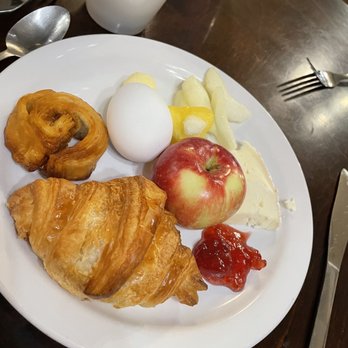 Hôtel Château Bellevue - My breakfast - Hotels Near Me - Quebec City, Quebec Hôtel Château Bellevue - My breakfast - Hotels Near Me - Quebec City, Quebec