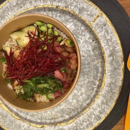 Medium sweet tuna specialty bowl Medium sweet tuna specialty bowl