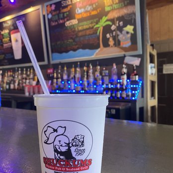 SHUCKUMS OYSTER PUB & SEAFOOD GRILL - 511 Photos & 614 Reviews - 15614