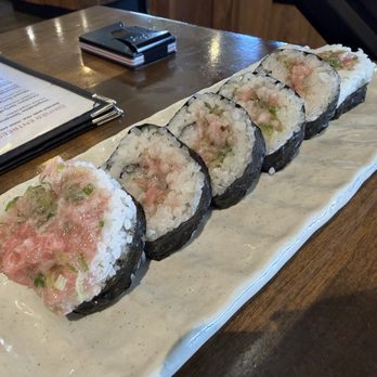 Sushi Kami - Nagitoro Maki? Idk it was so damn good though!!! - Sushi Bars Near Me - San Diego, California