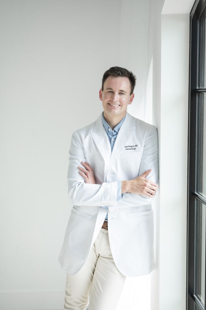 Dapper Dermatology Logo