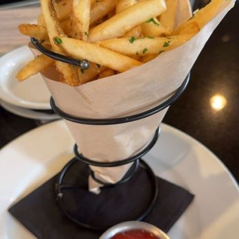 Laughing Monk Brewing - Parmesan garlic fries - Gastropubs Near Me - Sunnyvale, California Laughing Monk Brewing - Parmesan garlic fries - Gastropubs Near Me - Sunnyvale, California