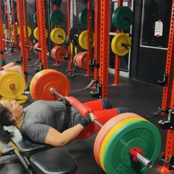 Elite Performance Gym - Hip Thrust PR