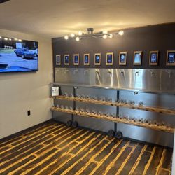 Bottoms Up Taphouse - Wine tasting room!