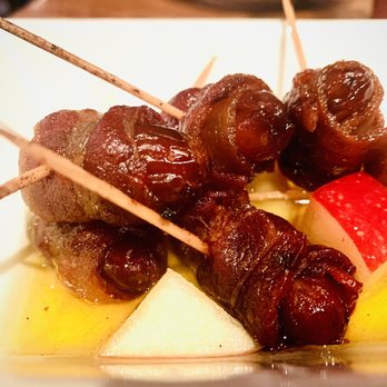 Cafe Ba-Ba-Reeba! - Datiles con tocino - Spanish Near Me - Chicago, Illinois