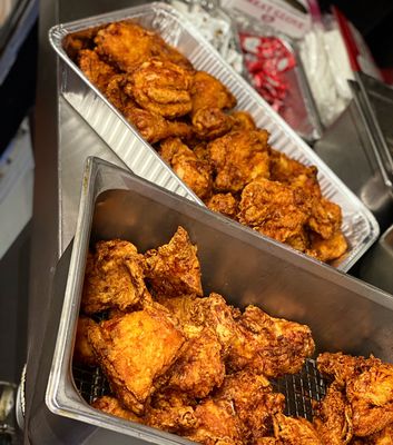 Dinah's Chicken Glendale by null