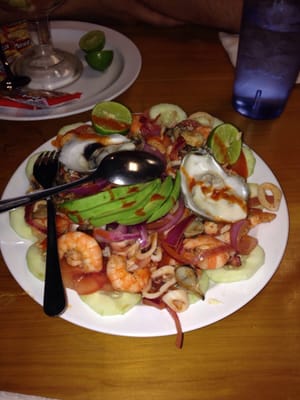 Mariscos Cazo de Oro Estilo Sinaloa by null