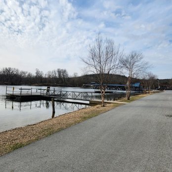 Branson Lakeside RV Park - Campgrounds Near Me - Branson, Missouri