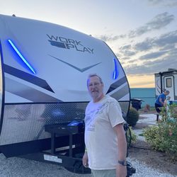 Gerzeny's RV World - Lakeland - Dave is a happy camper!