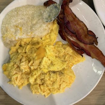 The Hudson Cafe - Eggs Grits and bacon - Breakfast & Brunch Near Me - Troy, Michigan The Hudson Cafe - Eggs Grits and bacon - Breakfast & Brunch Near Me - Troy, Michigan