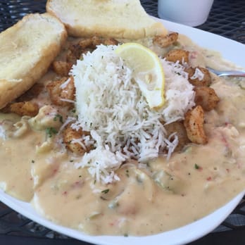 Darwell's Cafe - Crawfish Étouffée - Salad Near Me - Long Beach, Mississippi