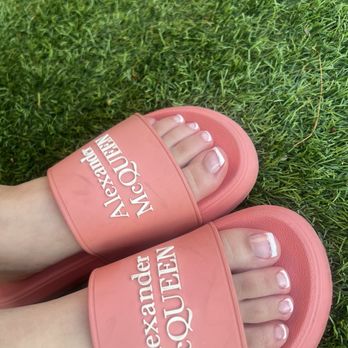 Happiness Nail Bar - Nail Salons Near Me - Perris, California