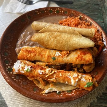 La Generala - Mexican Near Me - Todos Santos, BCS