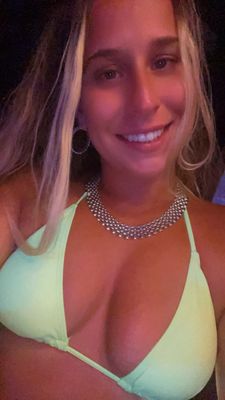 Brandy's Gentlemens Club