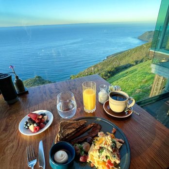 Sierra Mar - Breakfast with a view by Jeremiah Christopher - New American Near Me - Big Sur, California Sierra Mar - Breakfast with a view by Jeremiah Christopher - New American Near Me - Big Sur, California