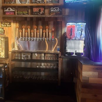 Stumblin' Monkey Brewing - he bar area - Breweries Near Me - Victor, New York