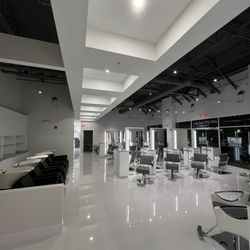 Wild Hare Salon & Spa