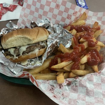 Sammy's American Grill - sammy's mushroom burger - Chicken Wings Near Me - Rome, Georgia Sammy's American Grill - sammy's mushroom burger - Chicken Wings Near Me - Rome, Georgia