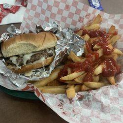 Sammy's American Grill - Sammy's mushroom burger