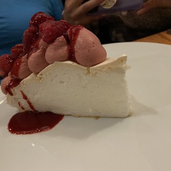 Monarque - Pavlova - Brasseries Near Me - Montreal, Quebec Monarque - Pavlova - Brasseries Near Me - Montreal, Quebec