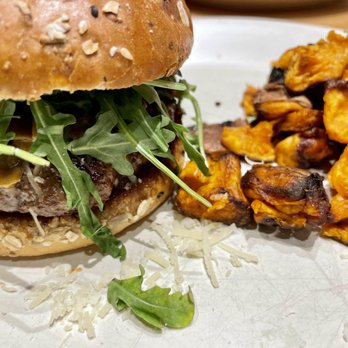 True Food Kitchen - Grass fed burger with sweet potato hash - New American Near Me - Austin, Texas True Food Kitchen - Grass fed burger with sweet potato hash - New American Near Me - Austin, Texas