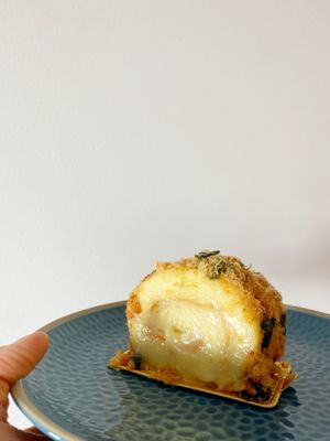 LA LA Bakeshop (Annex) by null