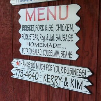 Snow's BBQ - Barbeque Near Me - Lexington, Texas