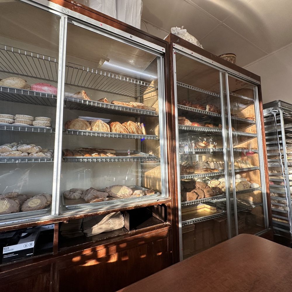 La Tapatia Bakery - Pasteries - Mexican Near Me - Santa Barbara, California