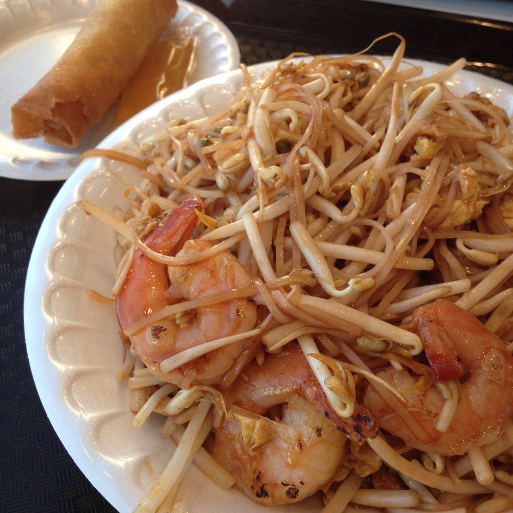 Thai Express - Shrimp Pad Thai - Thai Near Me - Cowansville, Quebec Thai Express - Shrimp Pad Thai - Thai Near Me - Cowansville, Quebec