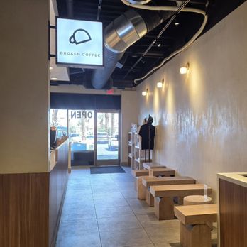 Broken Coffee - Spring Mountain - Vibe - Coffee & Tea Near Me - Las Vegas, Nevada