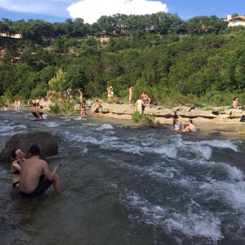Barton Creek Greenbelt - People having fun in the creek. - Parks Near Me - Austin, Texas Barton Creek Greenbelt - People having fun in the creek. - Parks Near Me - Austin, Texas