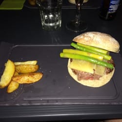 Quintaesencia - Hamburguesa de buey con idiazabal y trigueros.