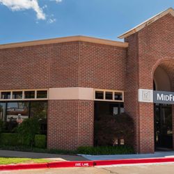 MidFirst Bank - Exterior of MidFirst Bank located at 16417 N Santa Fe Ave in Edmond, OK.