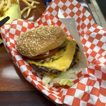 The Happy Hound  - Double happy burger - Hot Dogs Near Me - Los Gatos, California